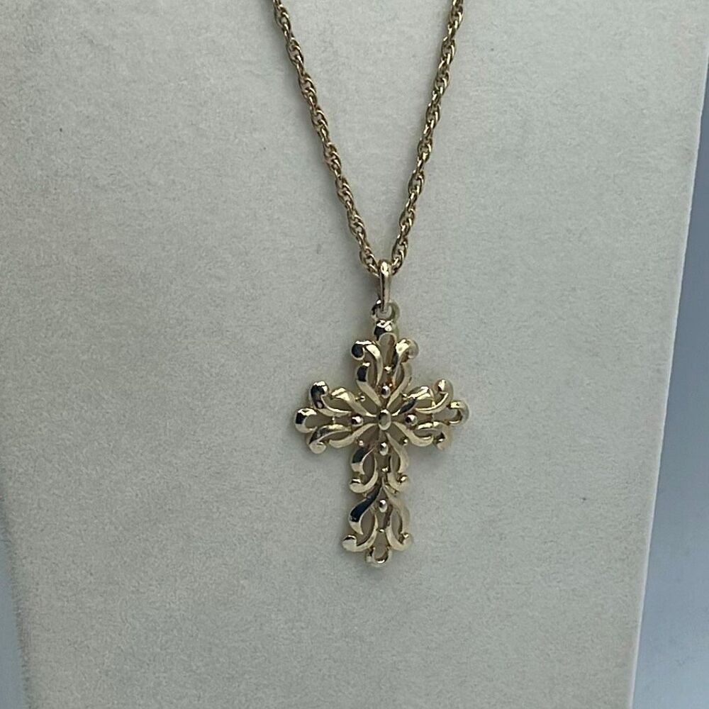 Vintage open cut cross pendant gold tone chain necklace.